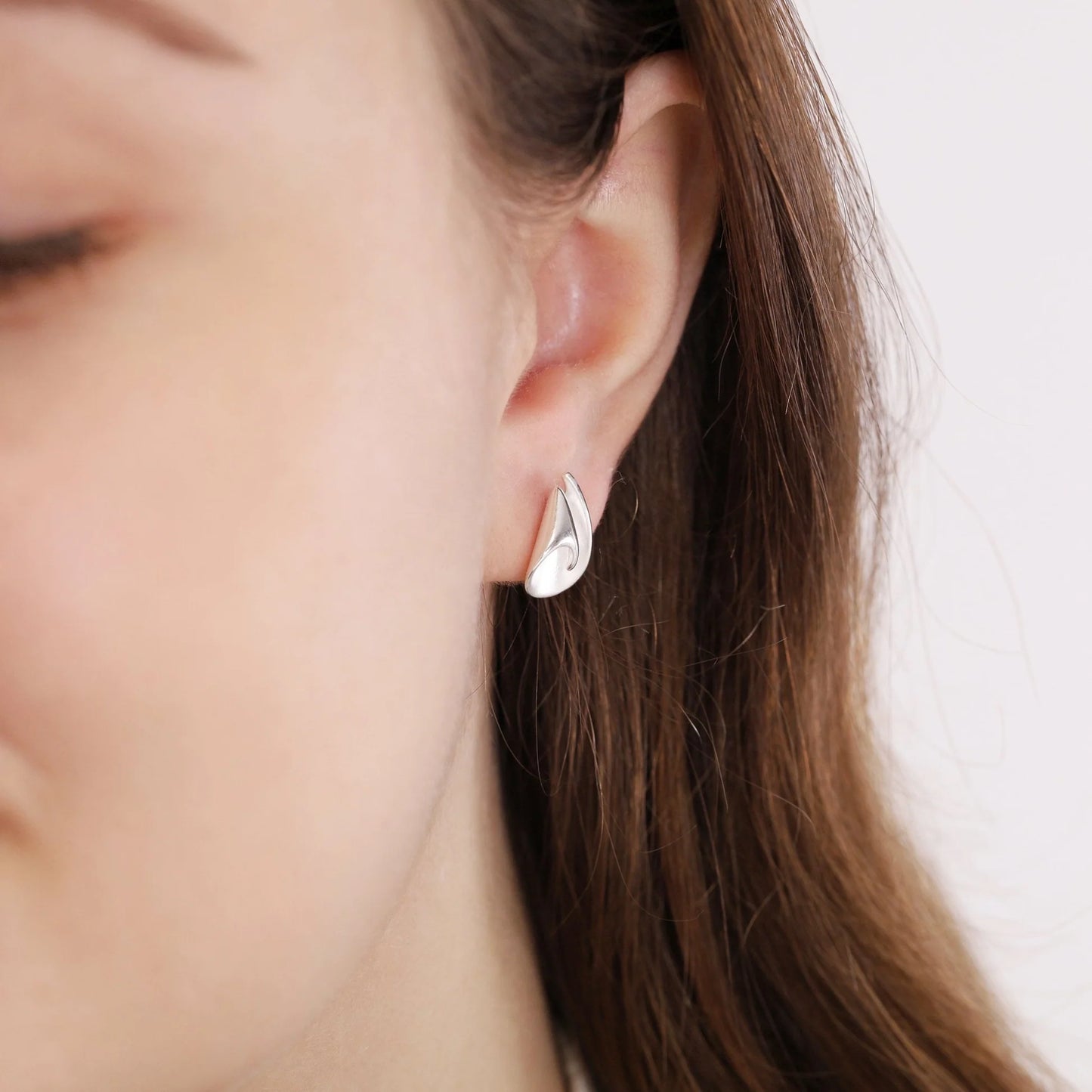 925 Sterling Silver Abstract Shell Earrings