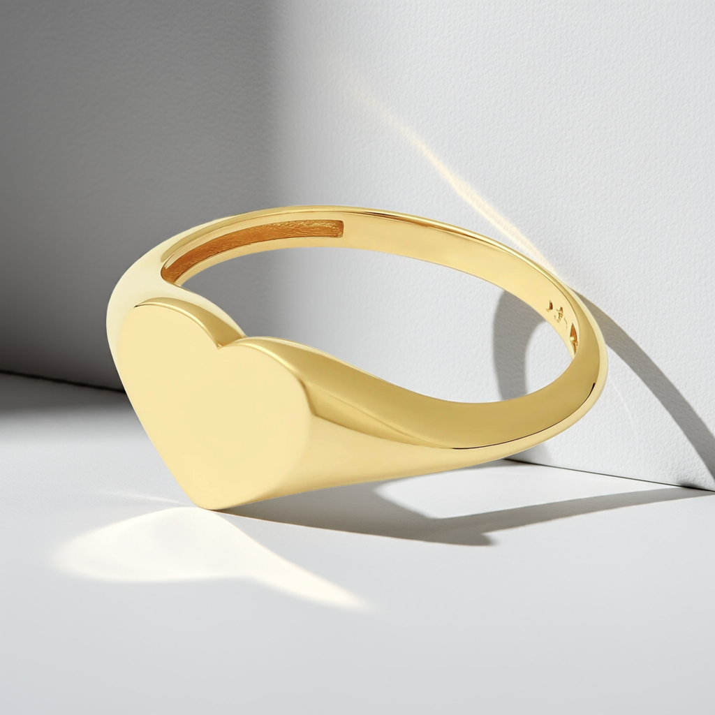 14ct Yellow Gold Heart Signet Ring