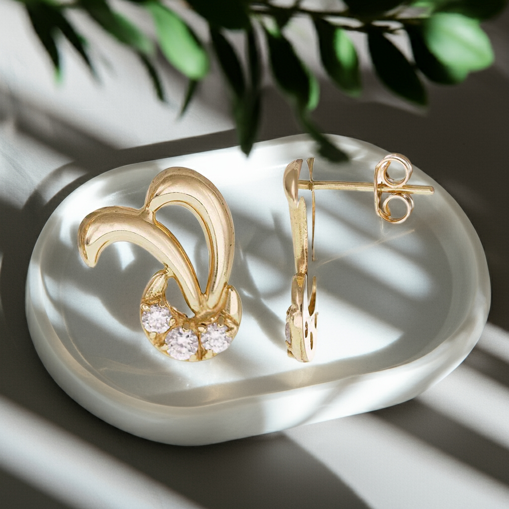 14ct Yellow Gold Cubic Zirconia Fancy Shaped Stud Earrings