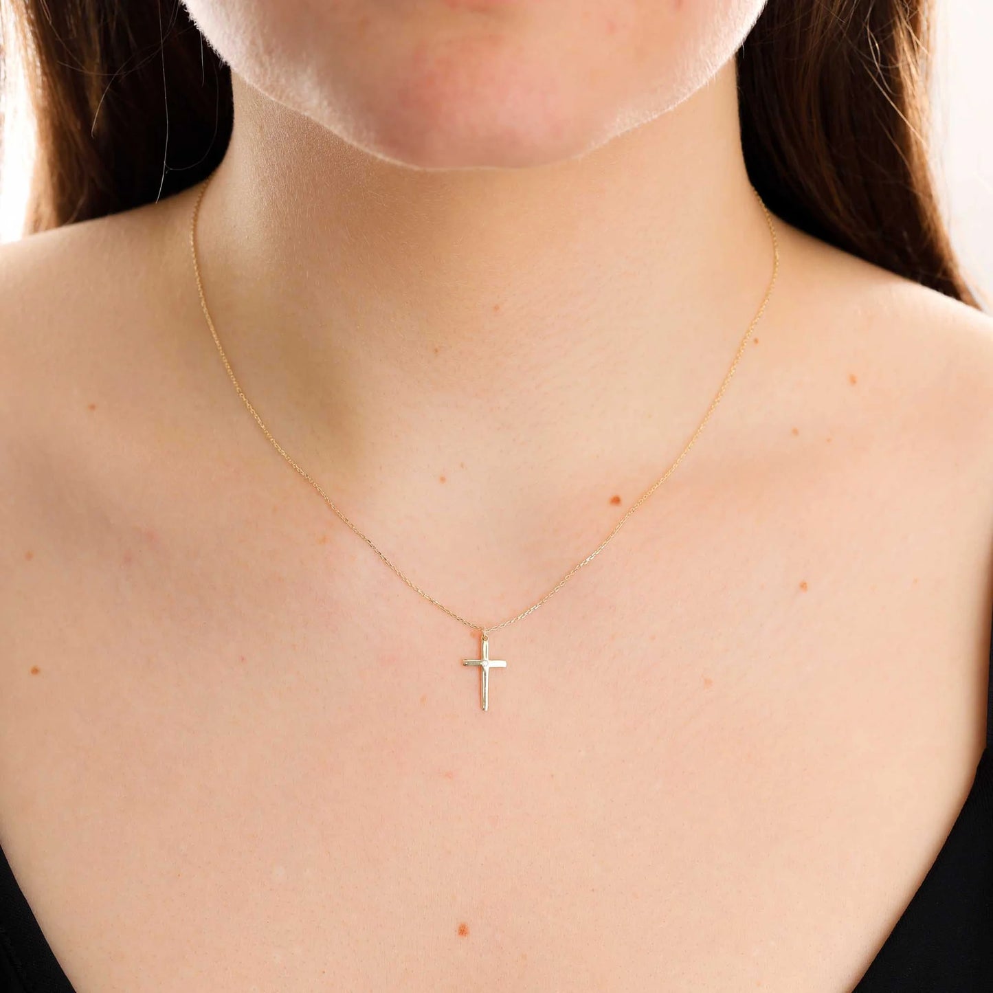 9ct Yellow Gold Cluster Cross Pendant Necklace