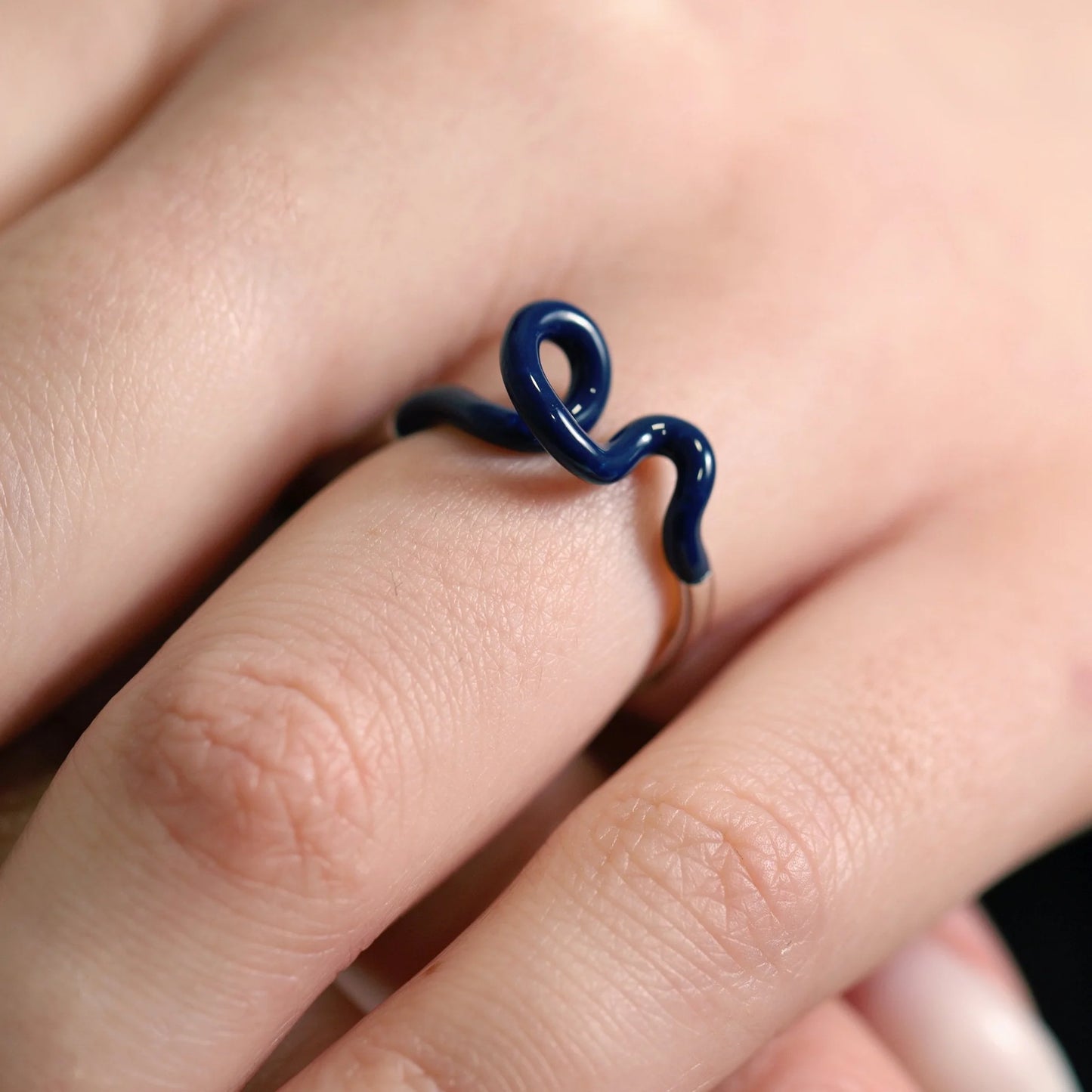 Sterling Silver Rhodium Plated Enamel Twist Ring