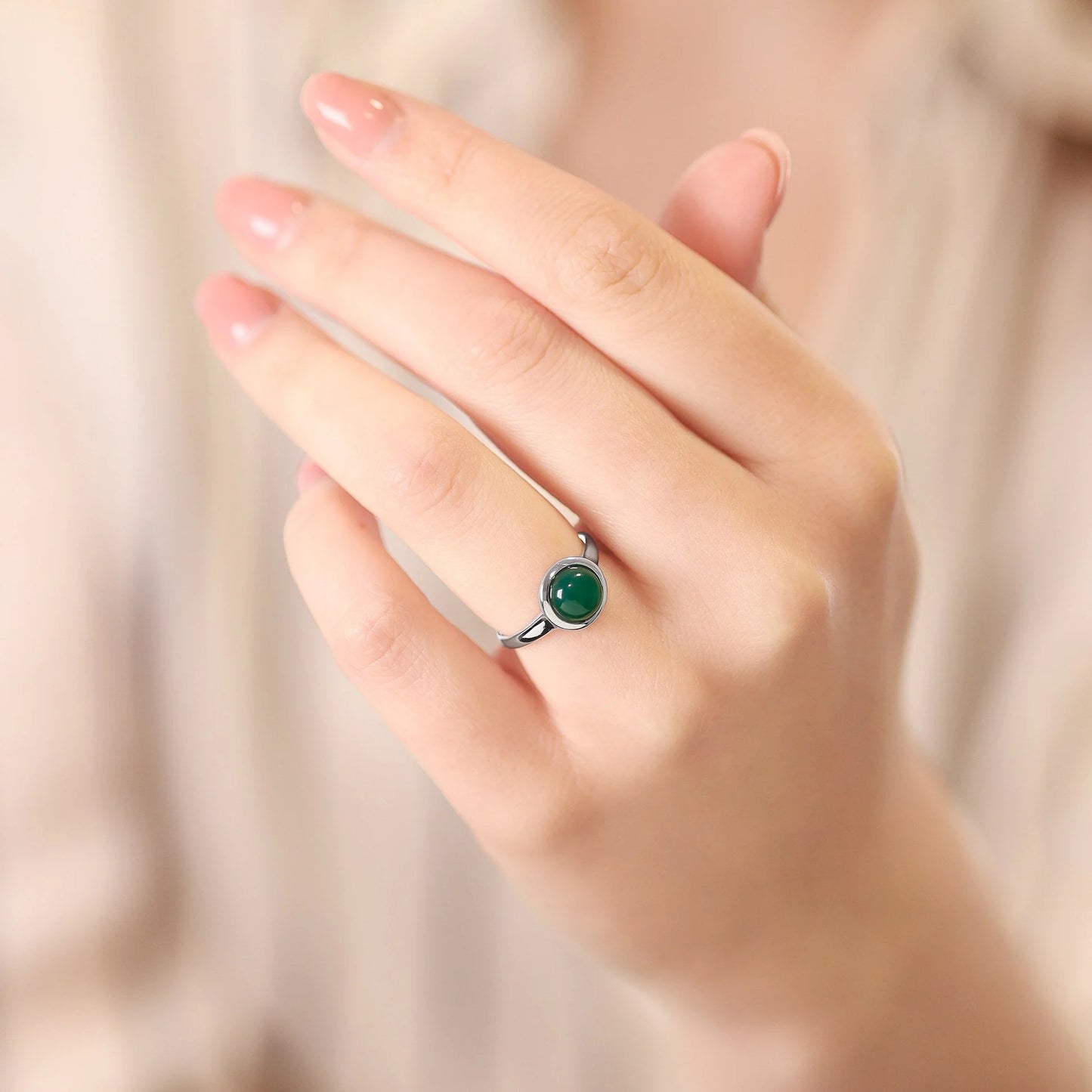 Silver rhodium plated ring with green agate stone