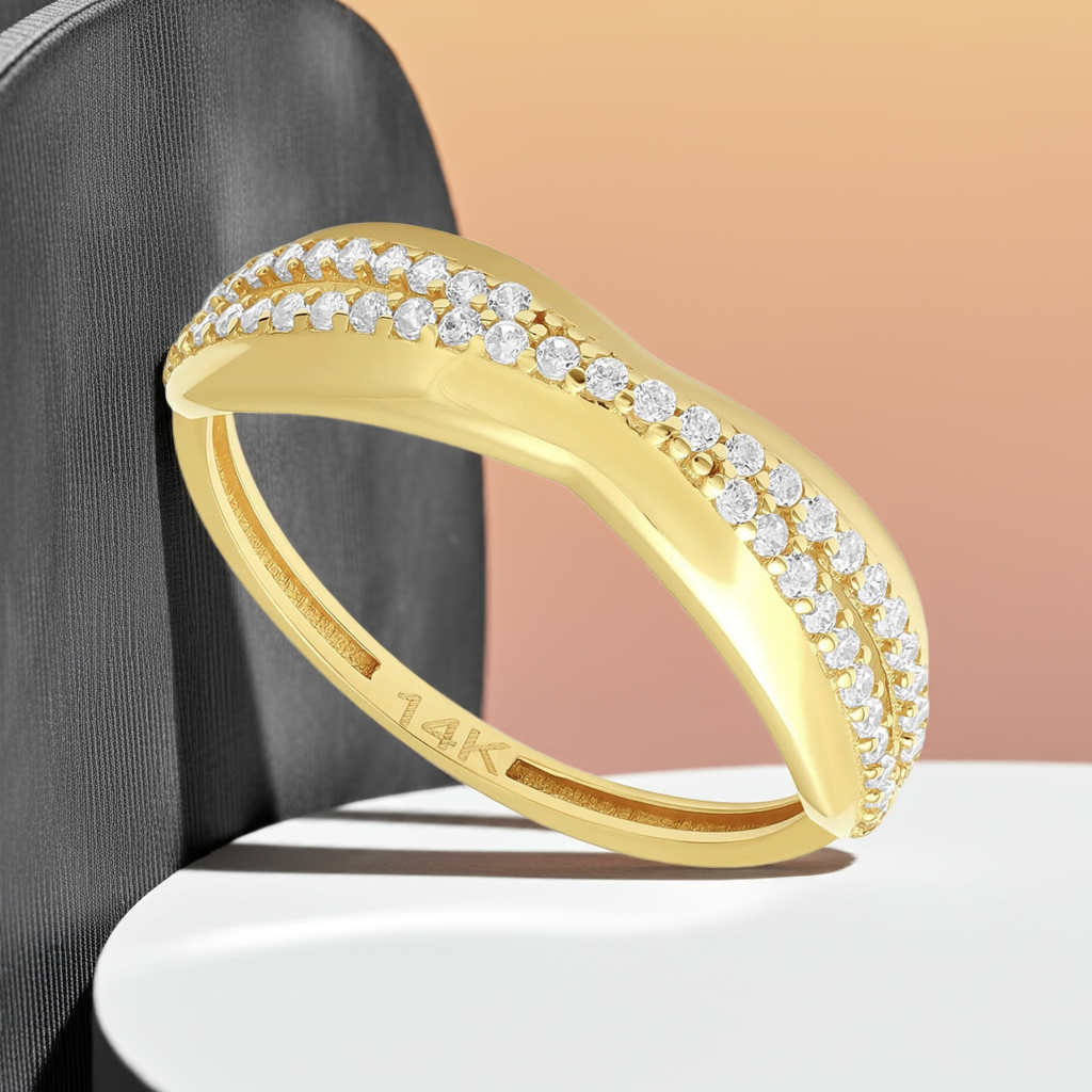 14ct Yellow Gold Cubic Zirconia Unique Design Ring