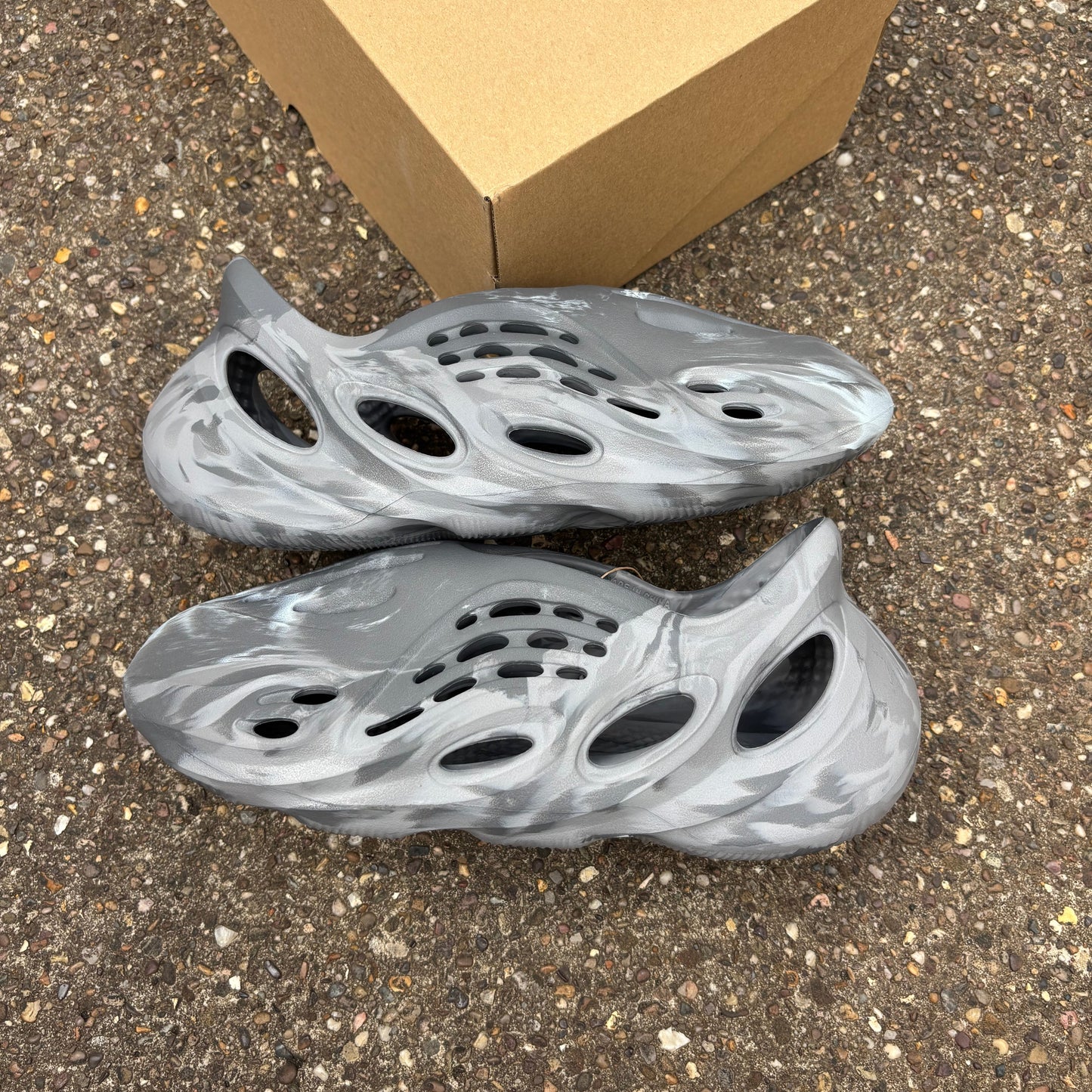 Yeezy Foam Runner MX Granite