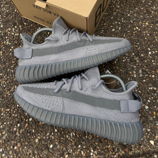 Yeezy Boost 350 V2 Steel Grey