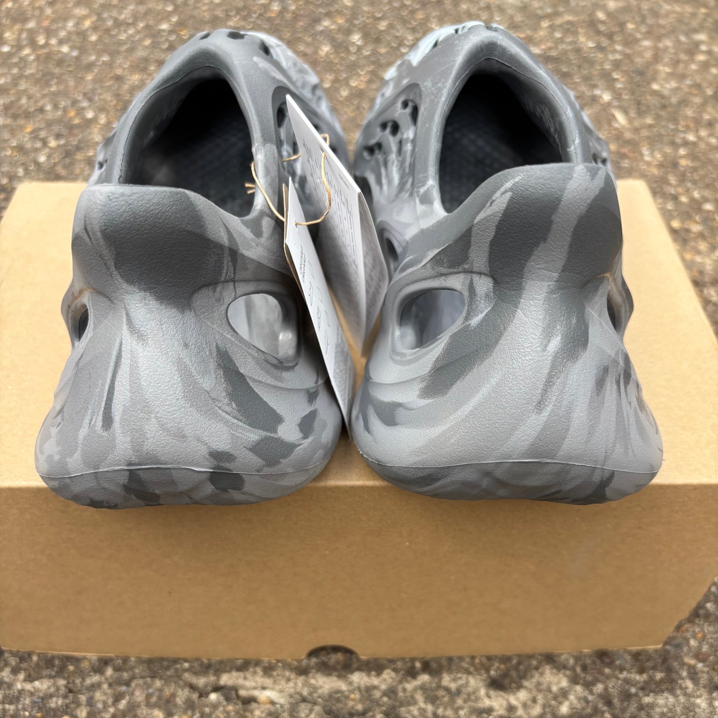 Yeezy Foam Runner MX Granite