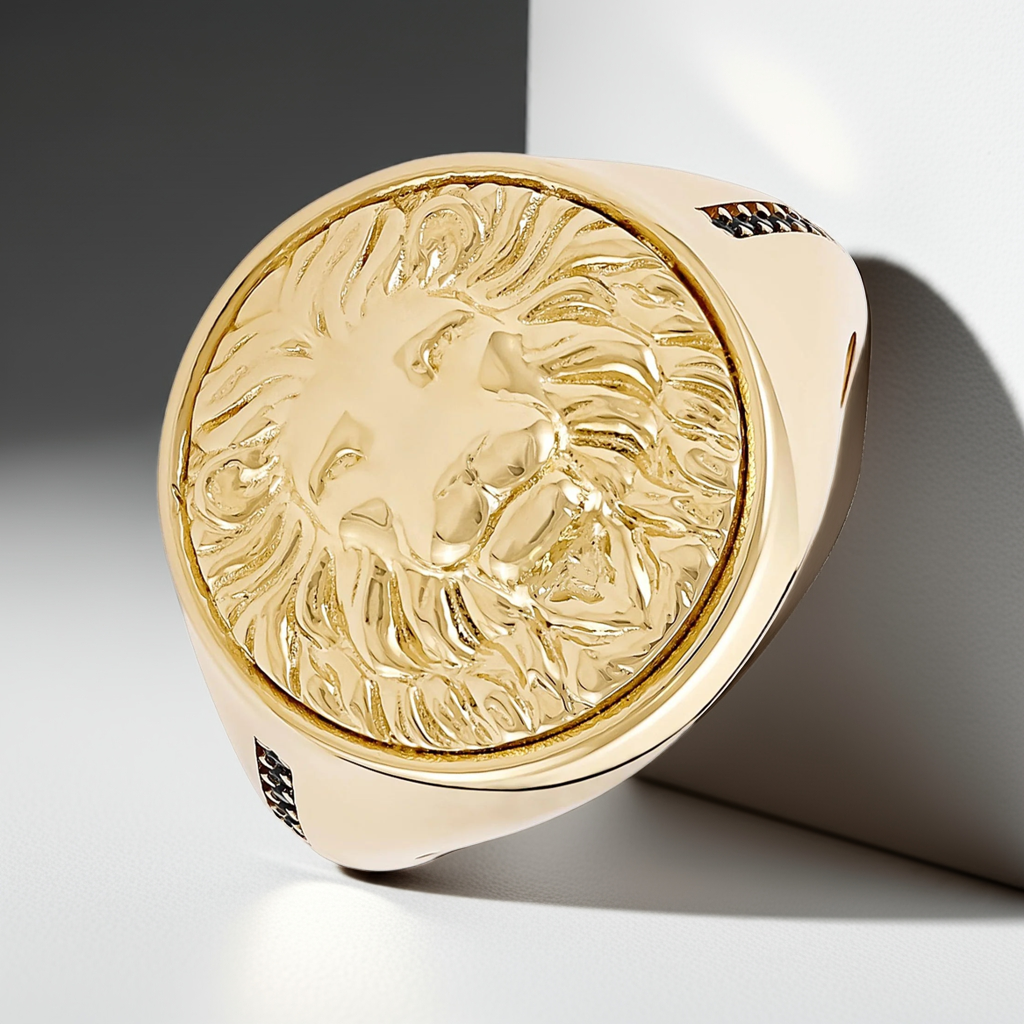 14ct Yellow Lion Head Gold Signet Ring