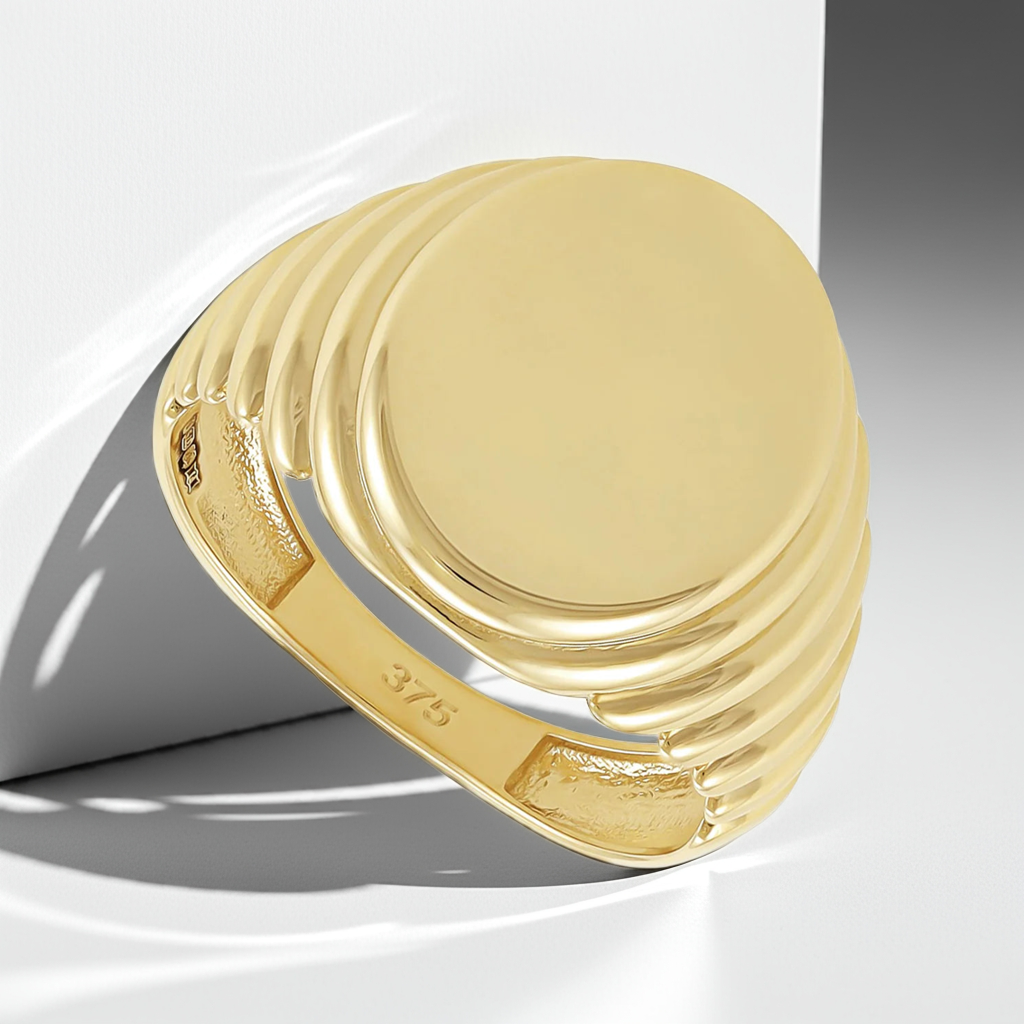 9ct Yellow Gold Ribbed Signet Ring