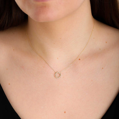 9ct Yellow Gold Cubic Zirconia Interlocking Circle Pendant Necklace